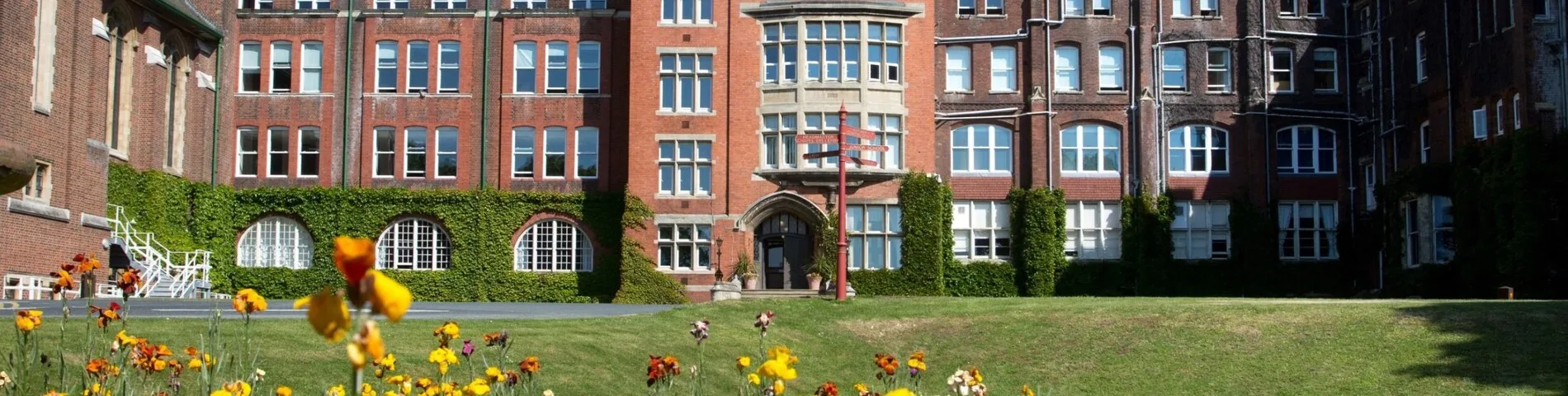 Imatge 1 de l'escola Accord Junior Centre St Lawrence College