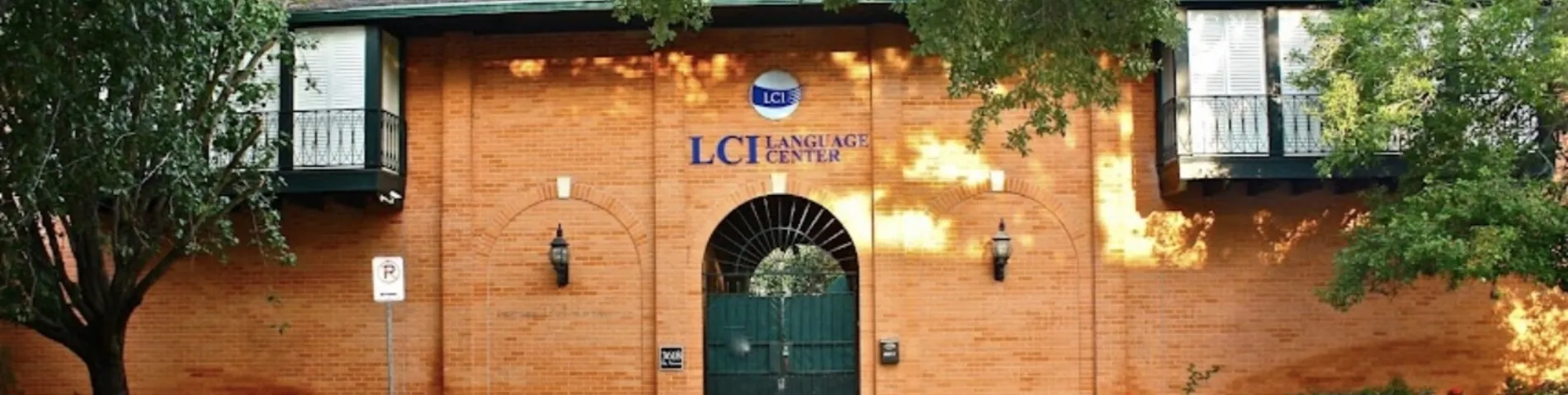 Imatge 1 de l'escola LCI Language Centers