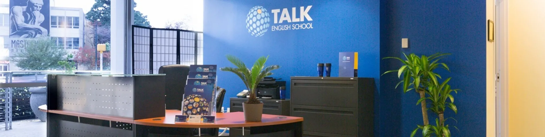 Imagen 1 de la escuela TALK English Schools