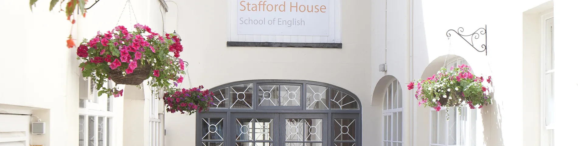Stafford House International画像1