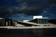 Oslo Opera Binası