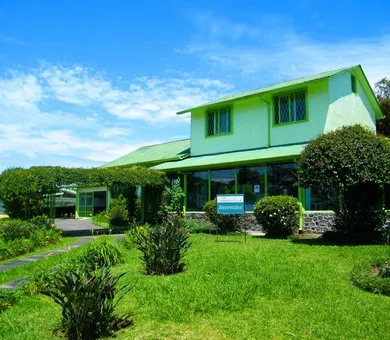 Academia Tica, San José