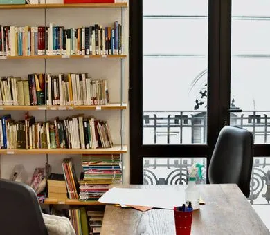 Academia Uruguay, مونتيفيديو