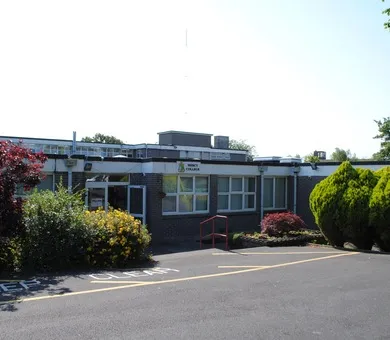 Centre of English Studies (CES) - Summer Centre - Mercy College, Dublín