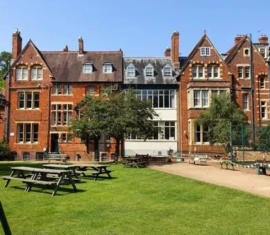 CIE - College of International Education Summer Centre, Oxford