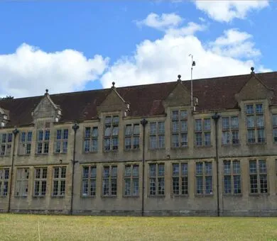 Concorde International Junior Centre, Bath