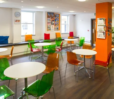 EC English 30+, Brighton