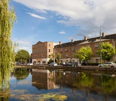 EC English 30+, 都柏林