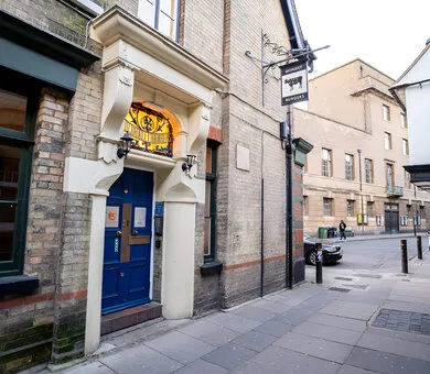 EC English, Cambridge EC English, Cambridge