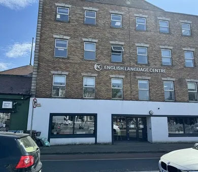 EC English, 都柏林