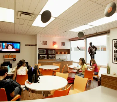 EC English, Montreal EC English, Montreal