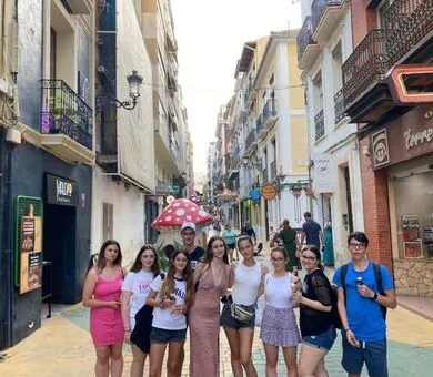 Hola International School, Malaga