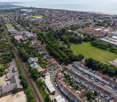 Influent, Worthing Influent, Worthing