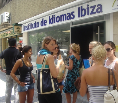Instituto de Idiomas Ibiza, 伊比沙岛