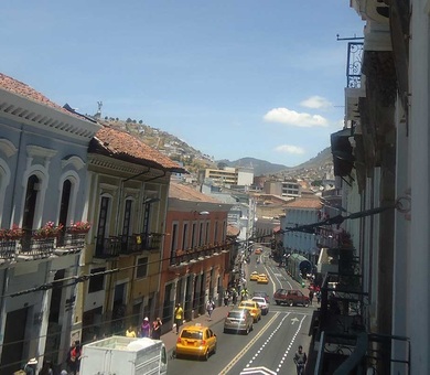 Instituto Superior de Español, Quito