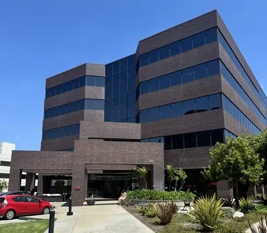 LASC - Language Scholastics Irvine, 洛杉矶 LASC - Language Scholastics Irvine, 洛杉矶