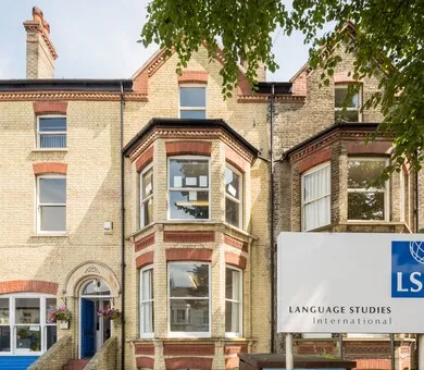 LSI - Language Studies International, Cambridge LSI - Language Studies International, Cambridge