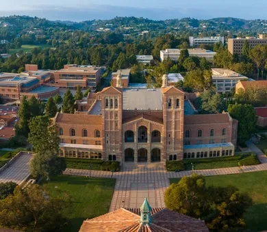 Oxford Spires Junior Centre - UCLA, Los Ángeles Oxford Spires Junior Centre - UCLA, Los Ángeles
