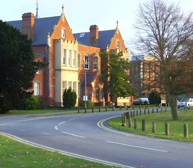 PLUS Junior Centre, Reading