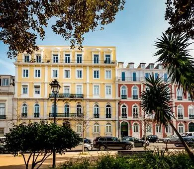 Portuguese Connection, لشبونة