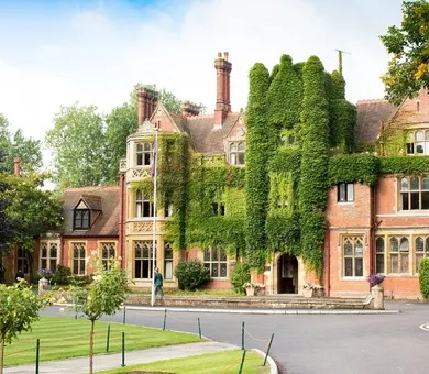 Samiad Summer School, Surrey Samiad Summer School, Surrey