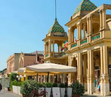 Scuola Leonardo da Vinci, Виареджио