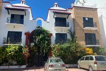 STUDENTS APARTMENT, Agora Language Center, Playa del Carmen