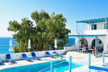 Arkas Inn Hotel, Alexandria Institute, Párosz