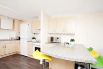 Примеры фотографий данной категории проживания предоставлены Bayswater