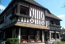 Eksempel på kategori af indkvartering er leveret af French in Normandy