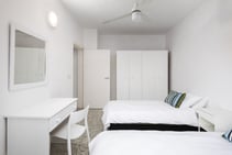 St. Julians Shared Apartment - LOW Season, inlingua, Sliema