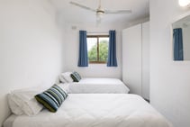 St. Julians Shared Apartment - LOW Season, inlingua, Sliema