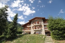 Les Elfes International Campus, Les Elfes International, Verbier