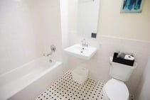 182 Broadway, Pace University English Language Institute, Nova Iorque