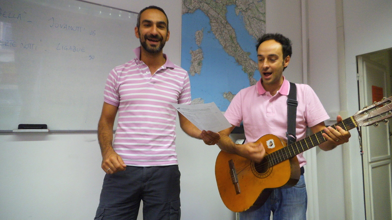 Tocando guitarra