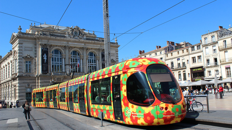 وسائل النقل العام