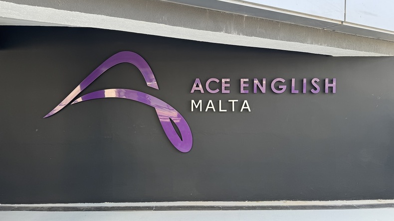 ACE English Malta Logo  