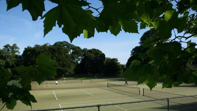 المنشآت الرياضية