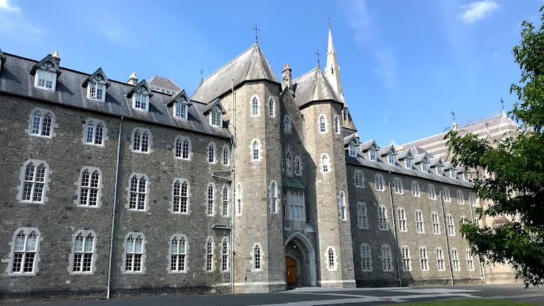 prédio da universidade