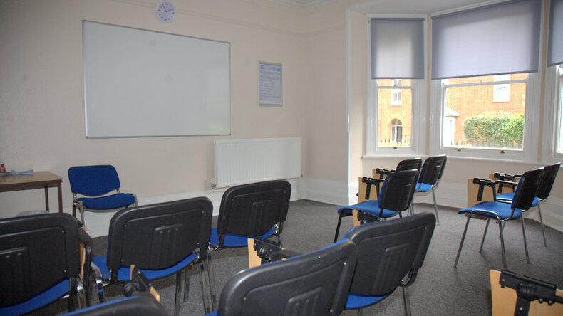 BLS English , Enterre St Edmunds
