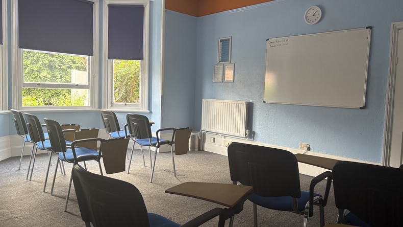 BLS English , Enterre St Edmunds