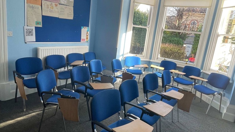 BLS English , Enterre St Edmunds