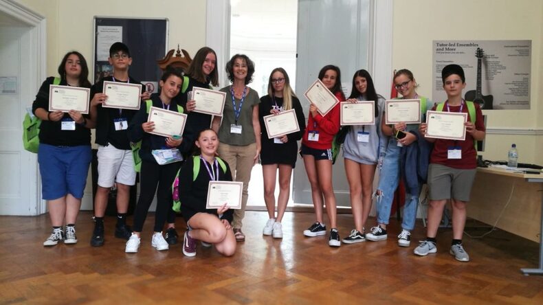Estudantes