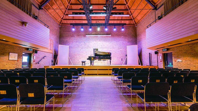 Salão de Música na Escola de verão de Língua Inglesa de Bucksmore