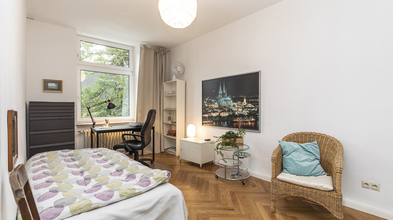 Student bedroom