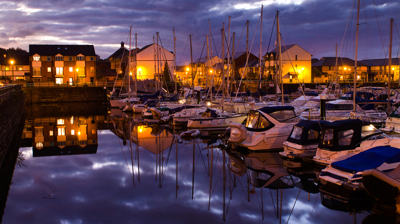 Cardiff Bay at night