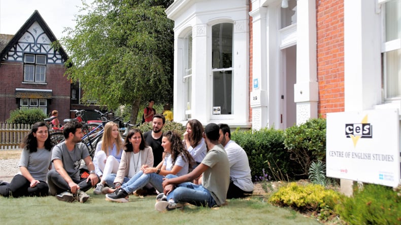 الإستمتاع بأشعة الشمس