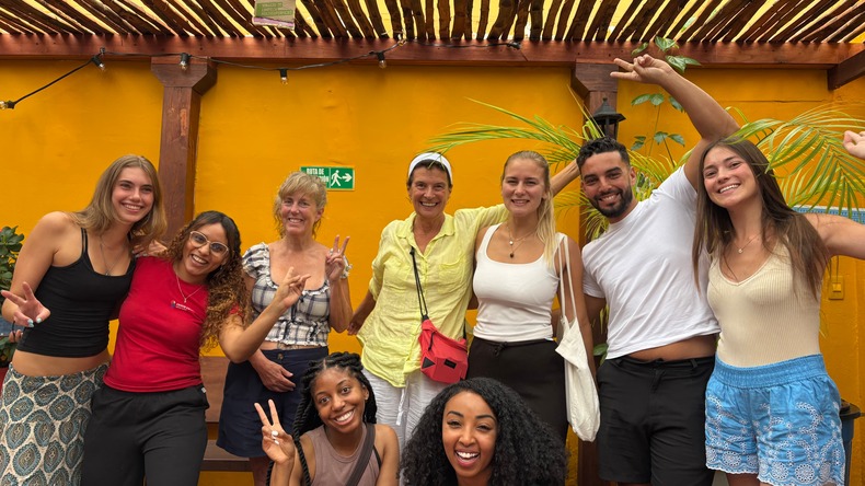 Uma família longe de casa