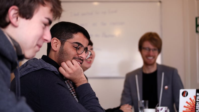 الطلاب في الفصل