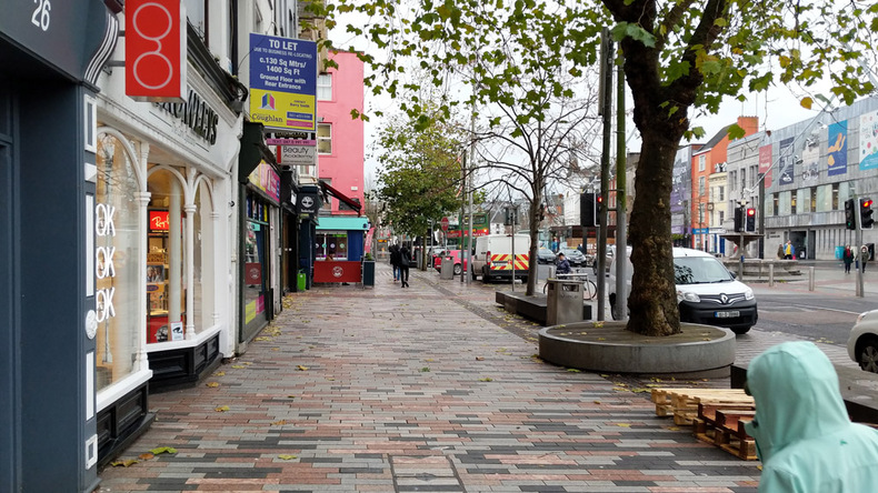 그랜드 퍼레이드 - 코르크